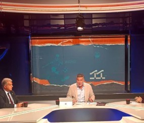 虎扑社区-拉波尔塔谈哈维：让他下课很正确，他带队输球弗里克却能赢球